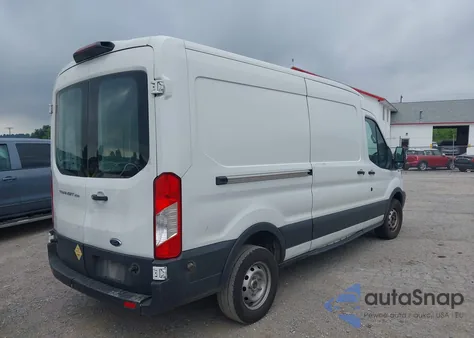 2018 Ford Transit-250 z USA, uszkodzony, nr VIN 1FTYR2CM1JKA85343